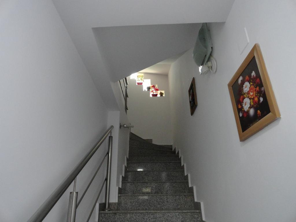 Carmen Studio Otopeni Exterior foto